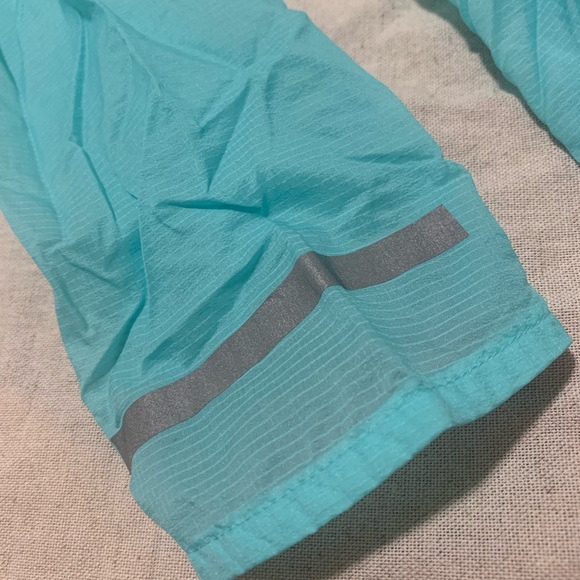 Nike windbreaker - Picture 3 of 5